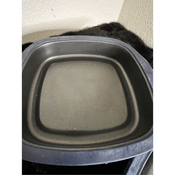 MicroPro Series Microwave Oven Grill Set By Tupperware With Lid - Picture 5 of 5